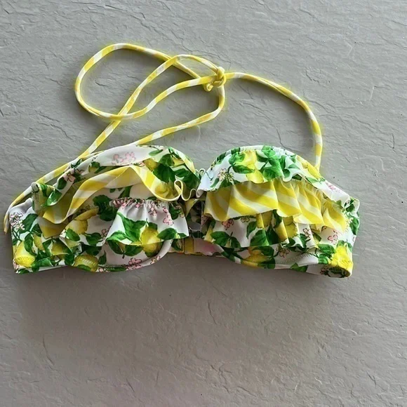Victoria’s Secret Ruffle Bikini Top - Picture 1 of 5